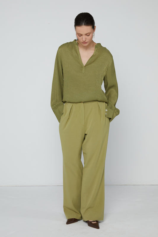 Top 8 V-Neck Blouse | Olive