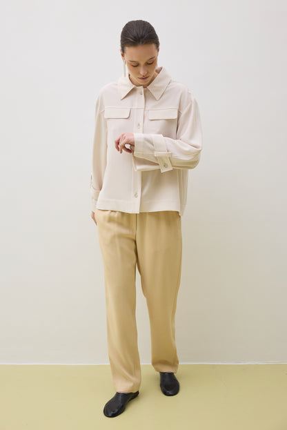Jacket 2 Relaxed Fit with Pointed Collar | Cream