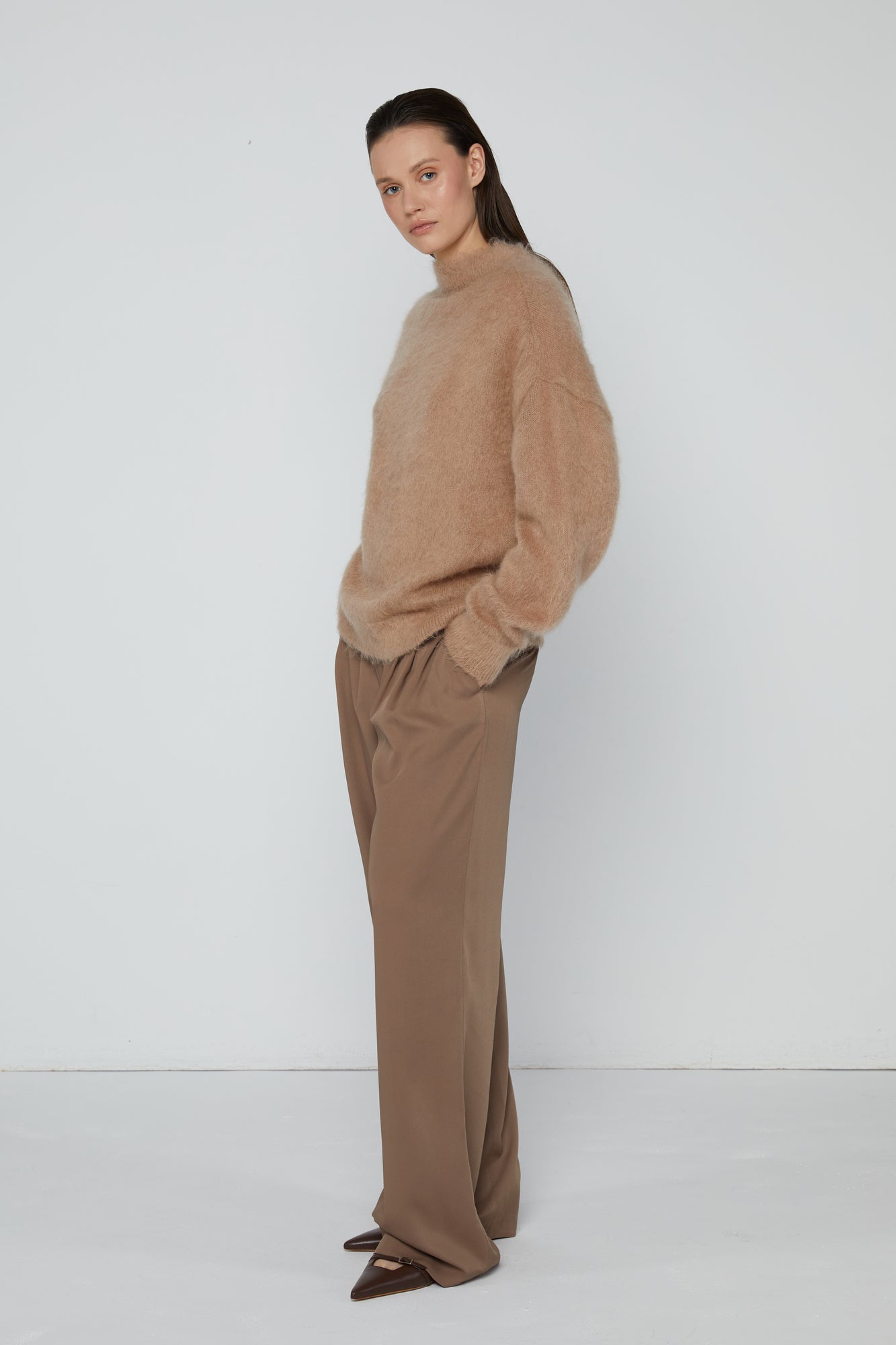 Pants 4 Relaxed Fit Trouwsers | Almond