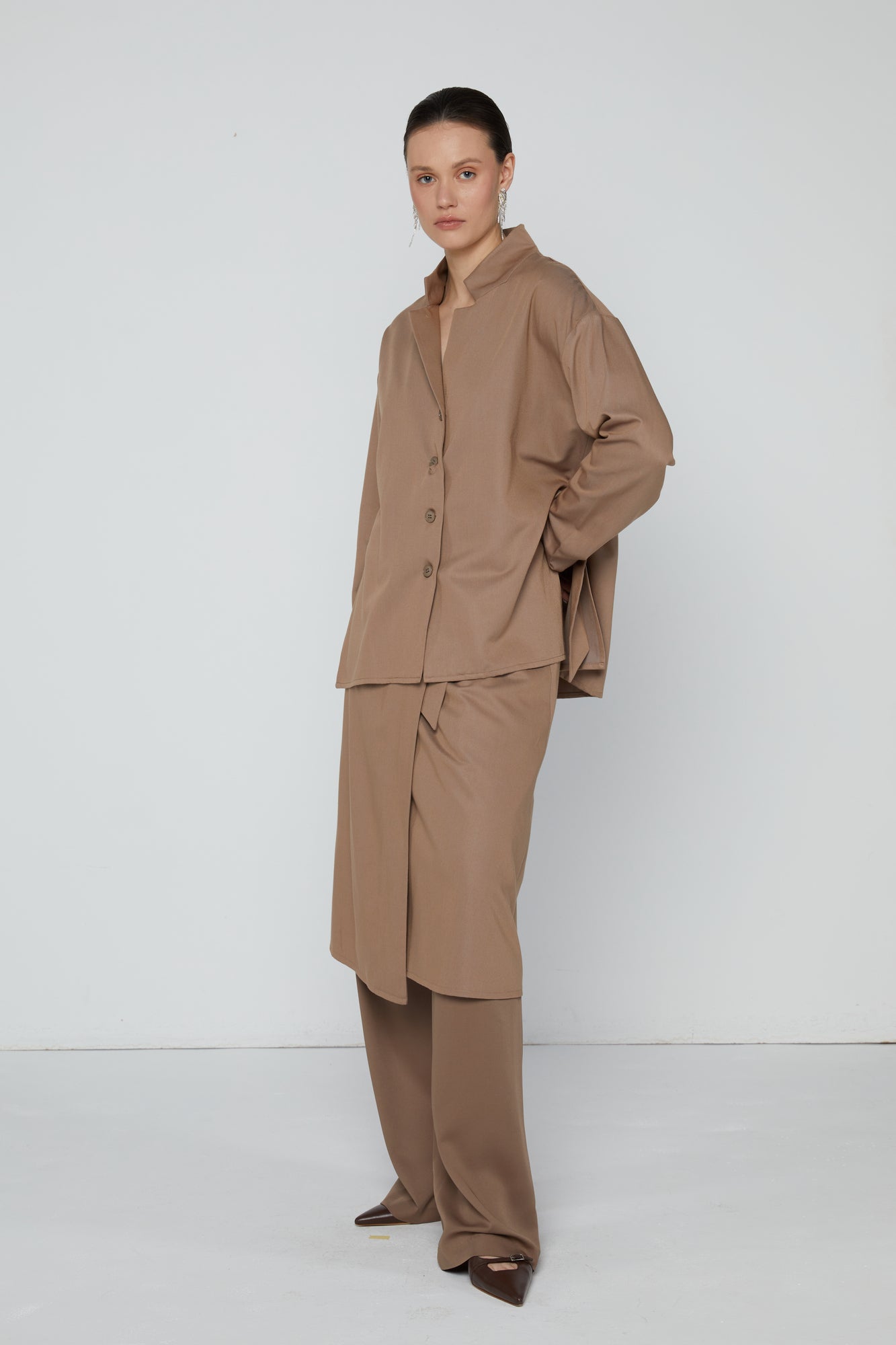 Top 14 Classic Tailored Shirt | Almond