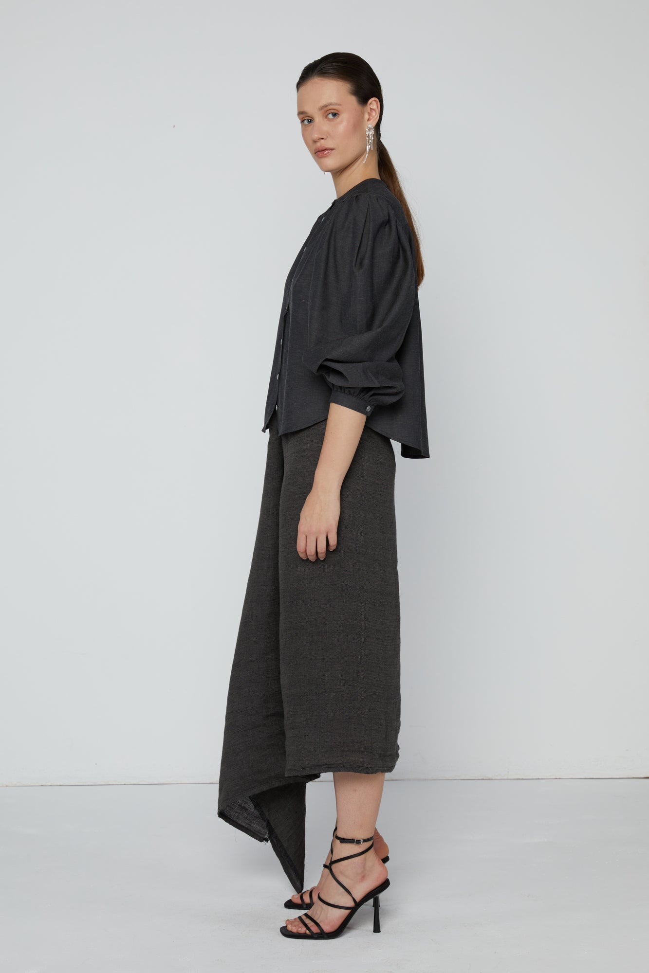 Top 9 Gathered Sleeved Shirt | Grey