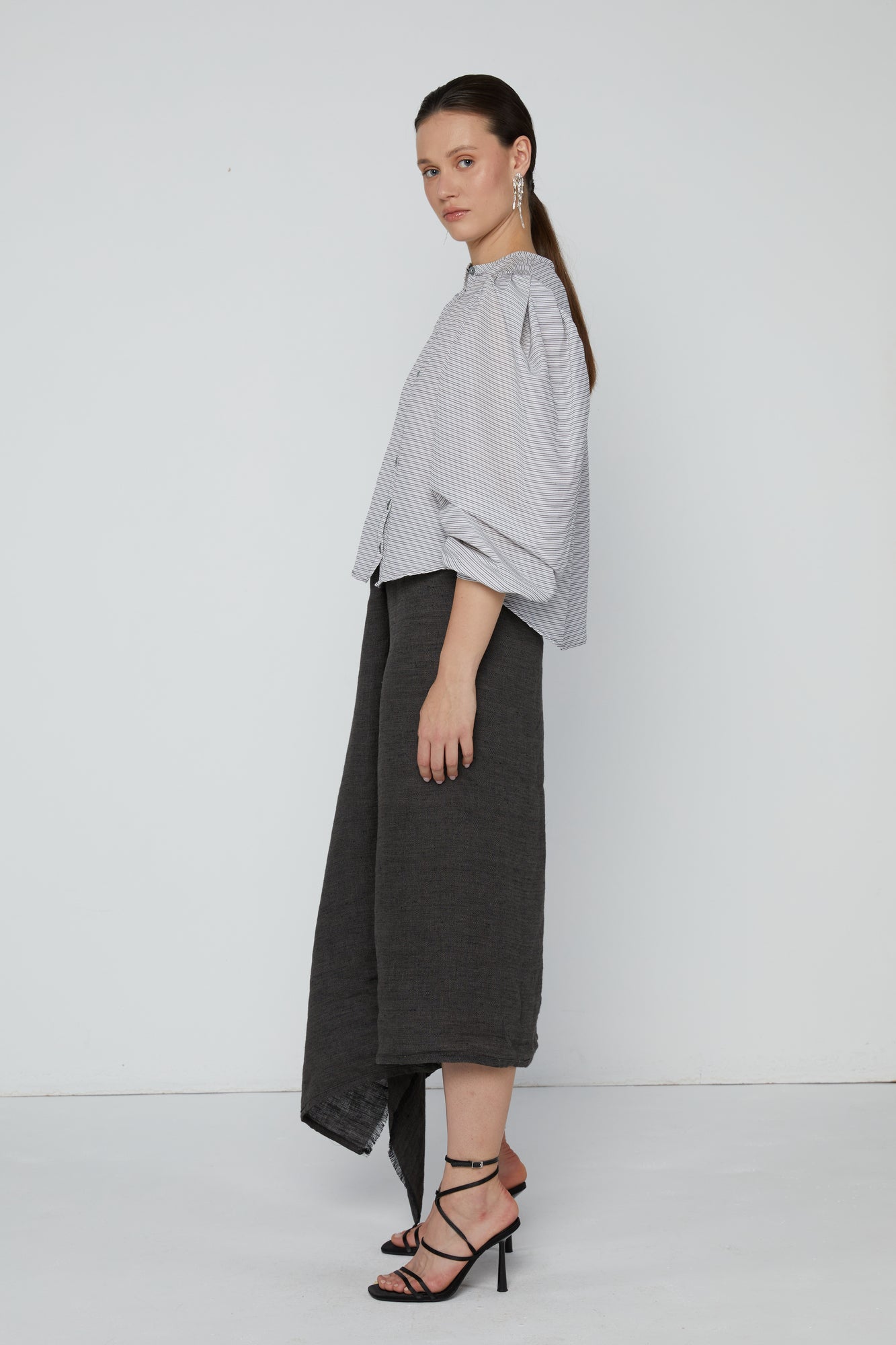 Top 9 Gathered Sleeved Shirt | White